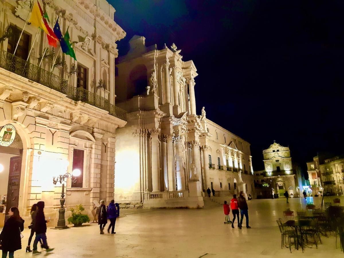 Incantevole Appartamento In Palazzo Storico Ortigia Syracuse Buitenkant foto