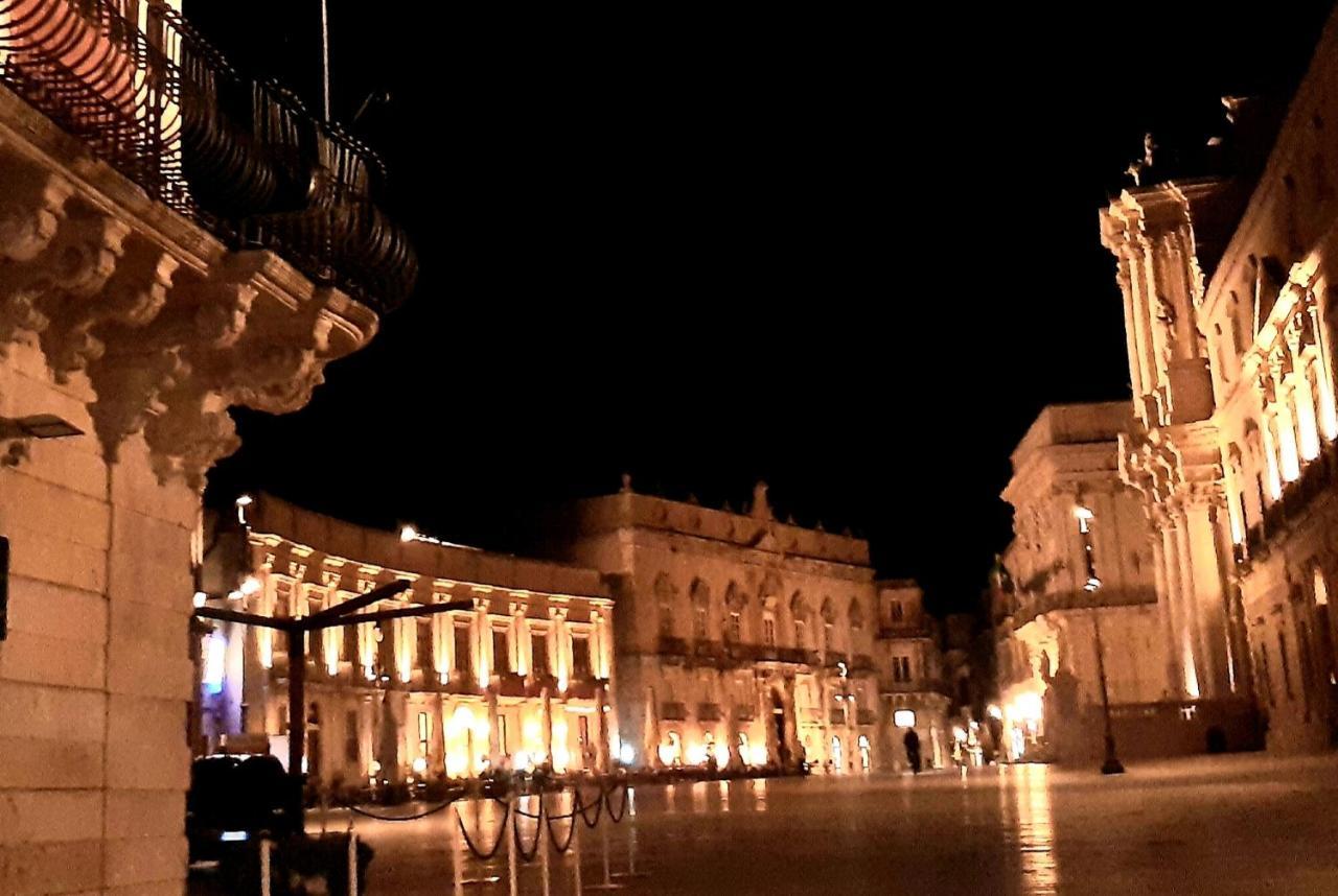 Incantevole Appartamento In Palazzo Storico Ortigia Syracuse Buitenkant foto