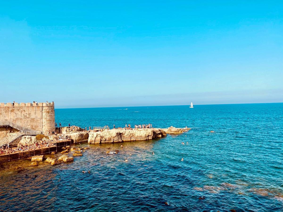 Incantevole Appartamento In Palazzo Storico Ortigia Syracuse Buitenkant foto