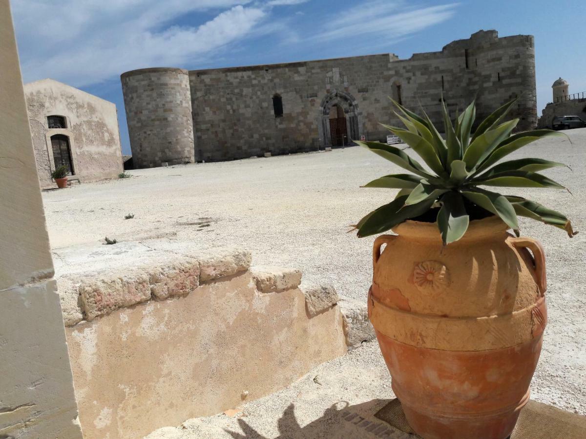 Incantevole Appartamento In Palazzo Storico Ortigia Syracuse Buitenkant foto